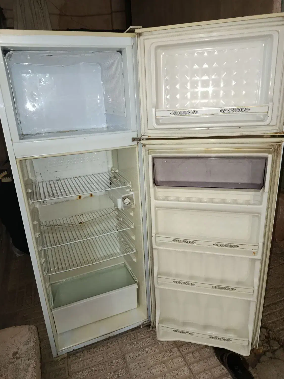 یخچال فریزرآزمایش دودرب درجه۱|یخچال و فریزر|برخوار, |دیوار