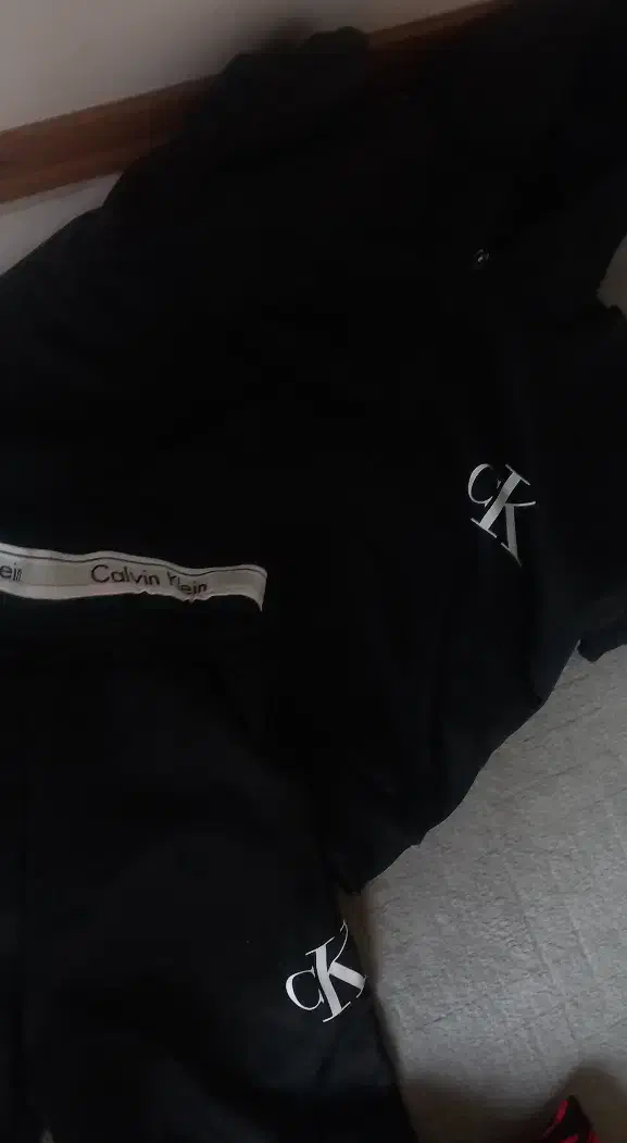 ست سویشرت شلوار ck|لباس|تهران,  امام زاده قاسم (نیاوران)|دیوار