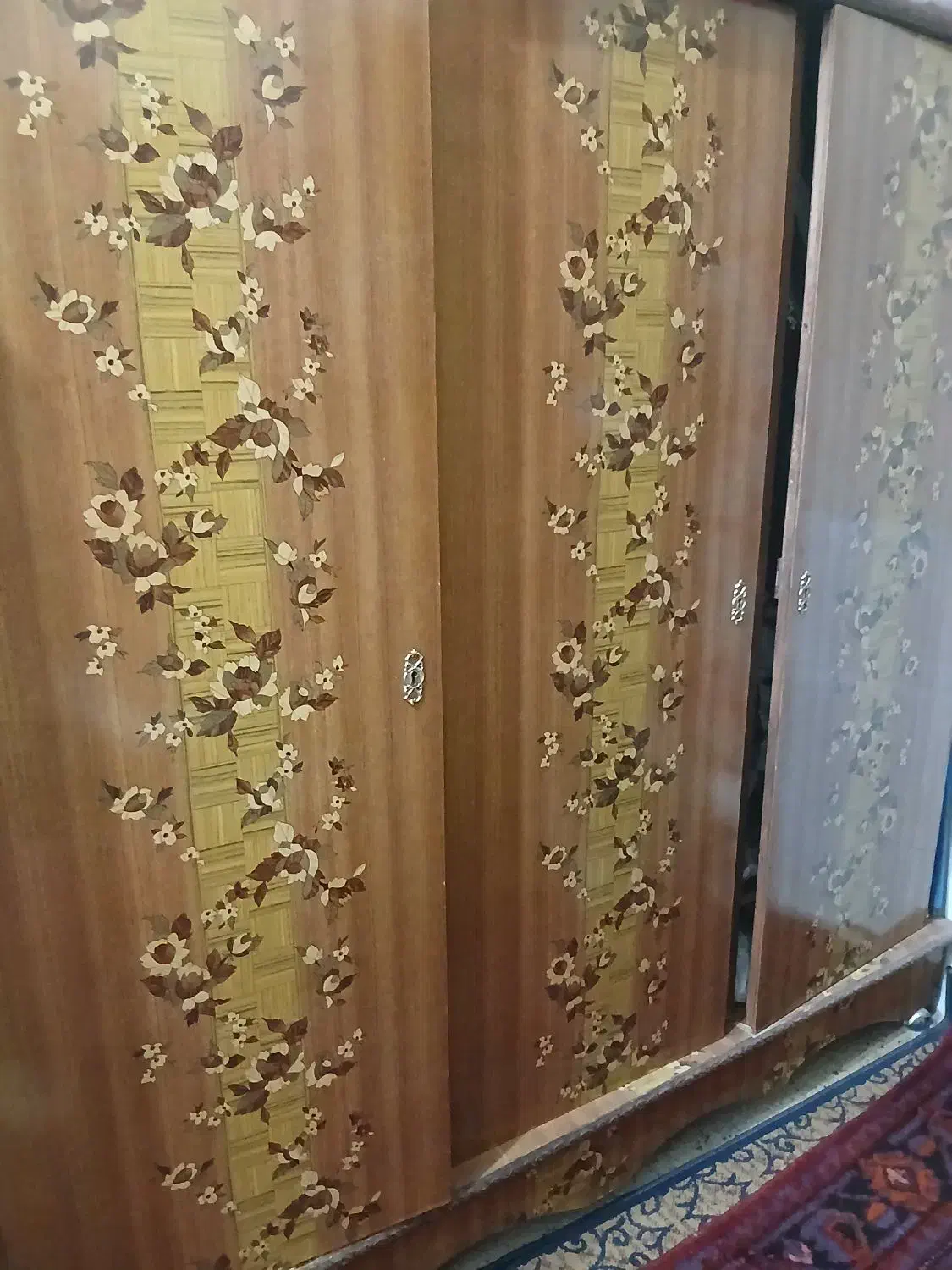 کمد و گل|جاکفشی، کمد، دراور|شاهرود, |دیوار