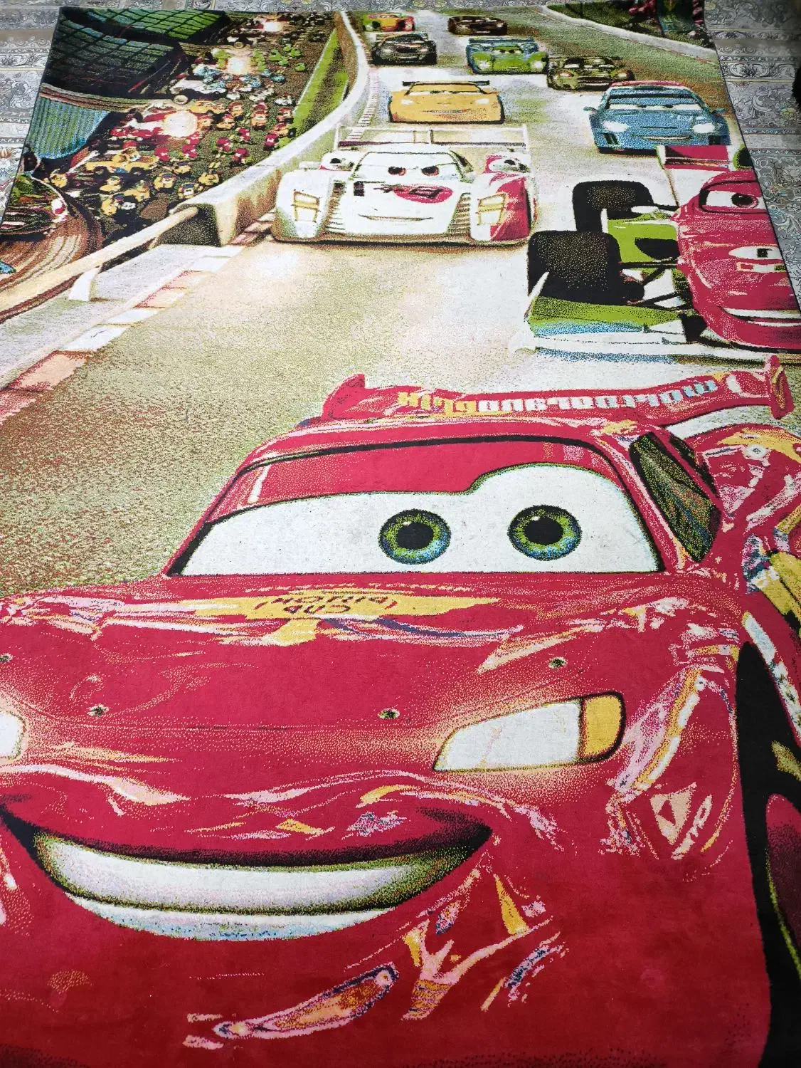 فرش بچگانه ۴ متری|فرش|اندیشه, اندیشه فاز ۱|دیوار