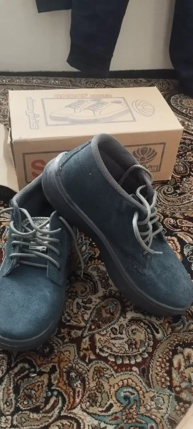 کفش کار|کیف، کفش، کمربند|بیرجند, |دیوار