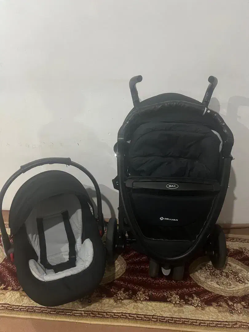 کالسکه مارکmaxبهمراه کریر|کالسکه و لوازم جانبی|ماکو, |دیوار