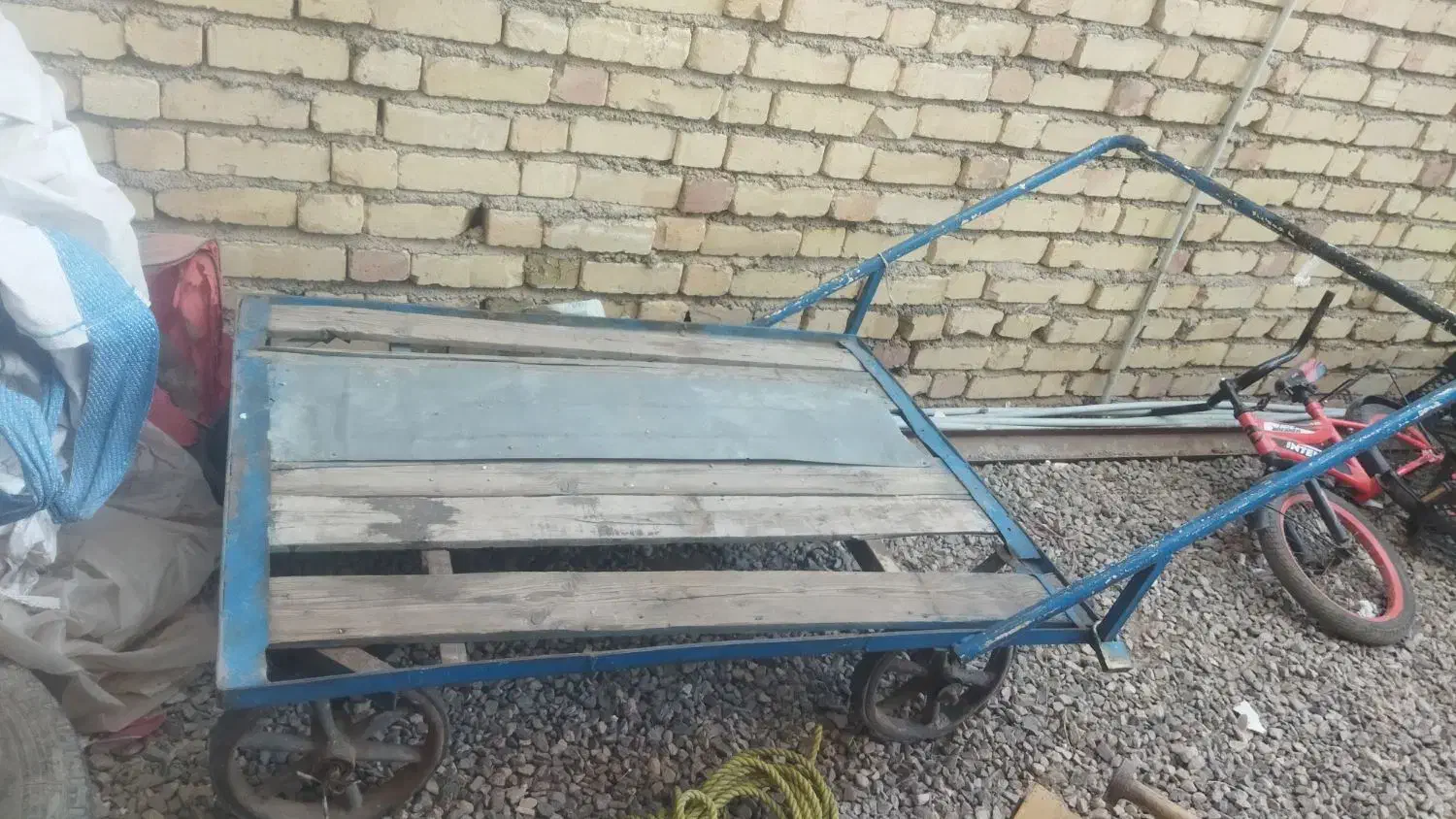 چهار چرخ در حد نو|ابزارآلات|اقبالیه, |دیوار