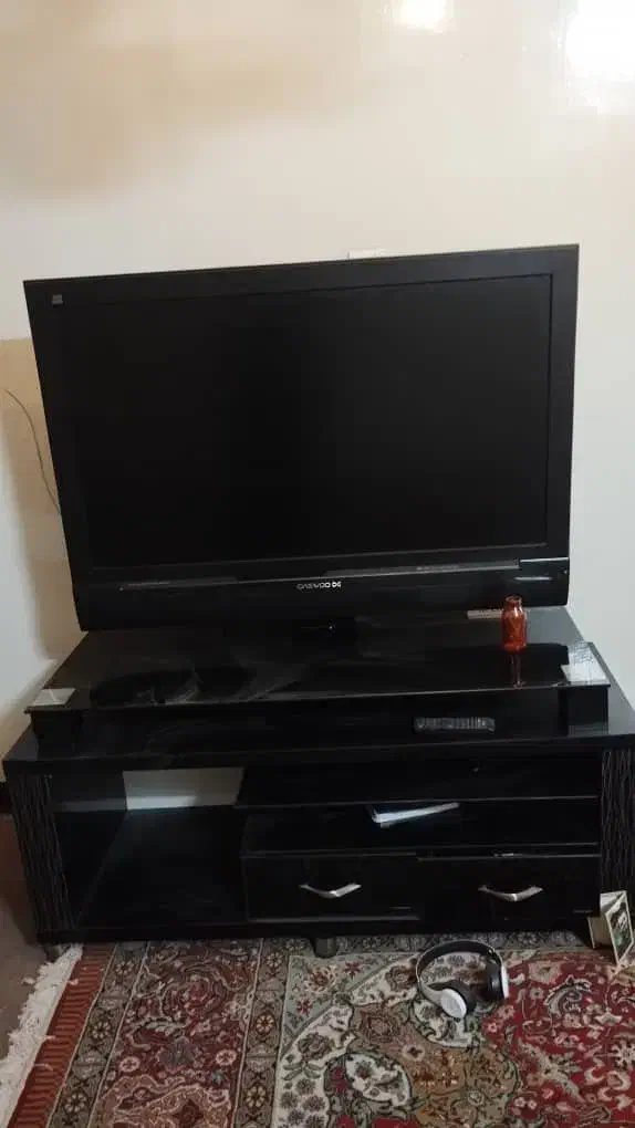 تلوزیون ال سی دی دوو ۴۳ اینچ|تلویزیون و پروژکتور|فولادشهر, C5|دیوار