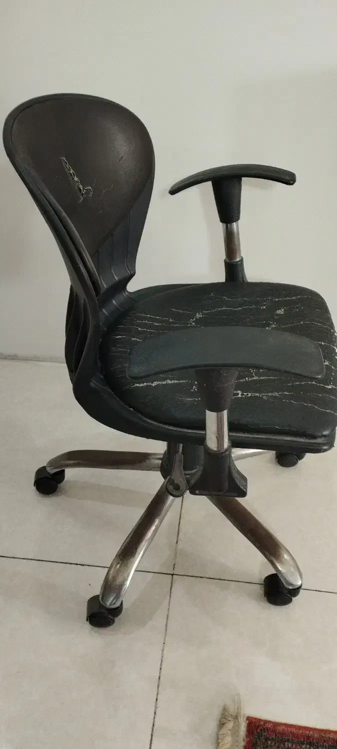 صندلی گردان|مبلمان اداری|مشهد, الهیه|دیوار