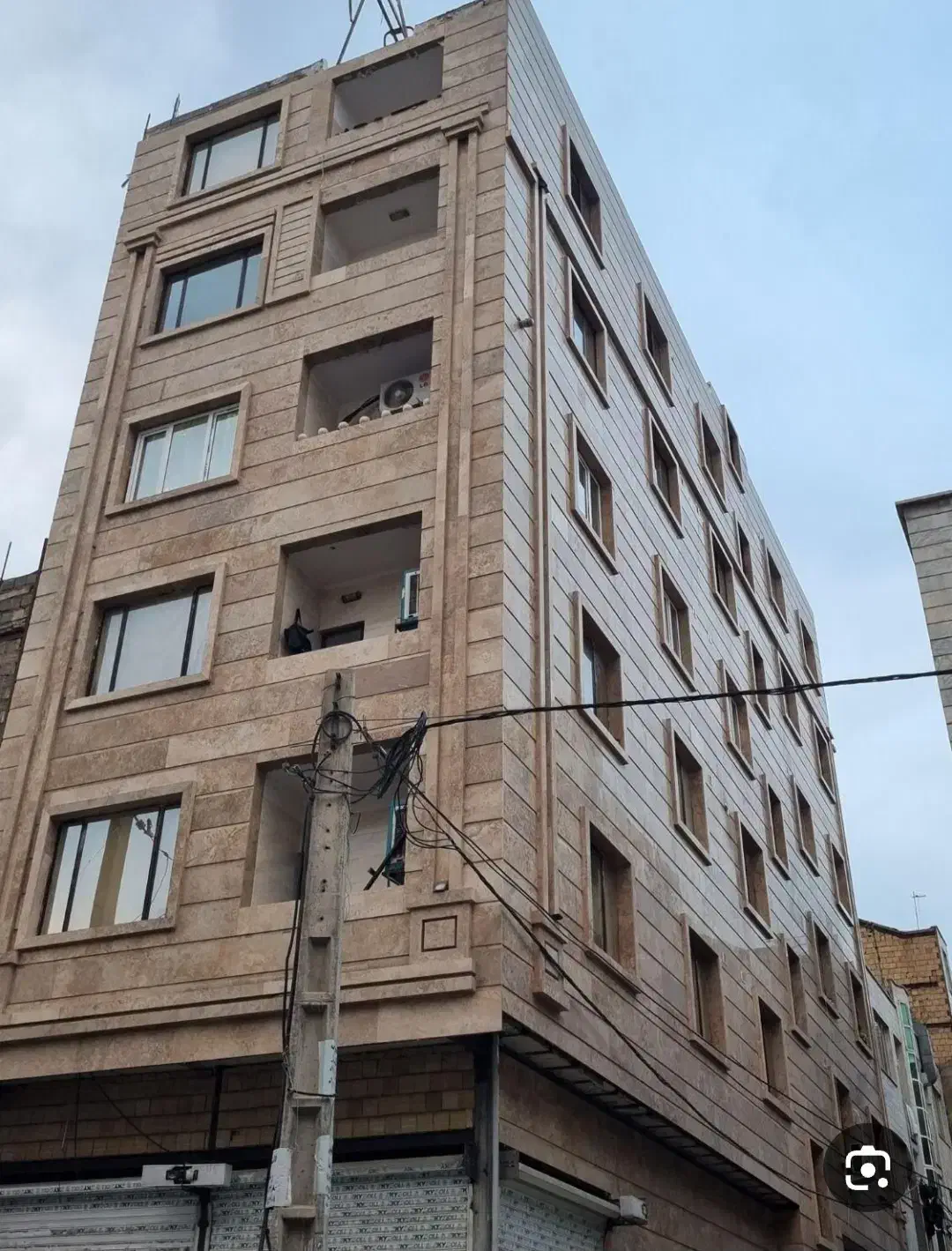 کاشی‌کاری و سنگکاری|خدمات پیشه و مهارت|لاهیجان, آهندان|دیوار