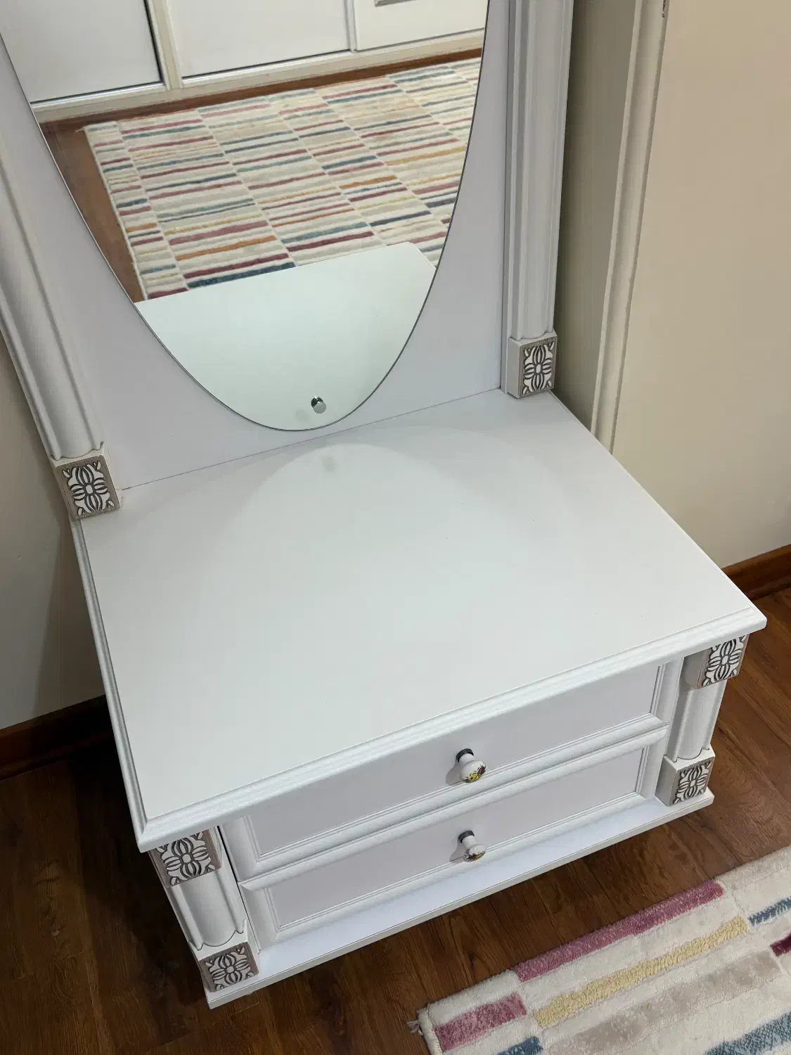 میز آیینه|میز تحریر و کامپیوتر|تهران, پرستار|دیوار