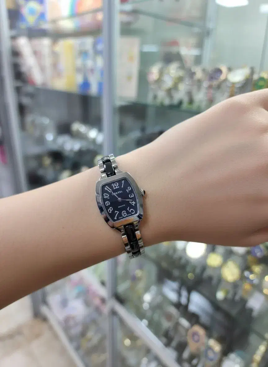 ساعت  مارک chanel اصلی اورجینال|ساعت|کرمانشاه, |دیوار