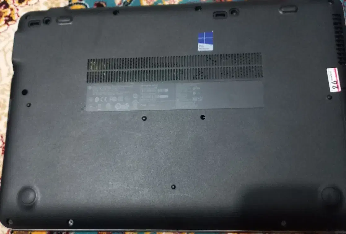 لب‌تاب|رایانه همراه|تهران, فلسطین (میدان انقلاب)|دیوار