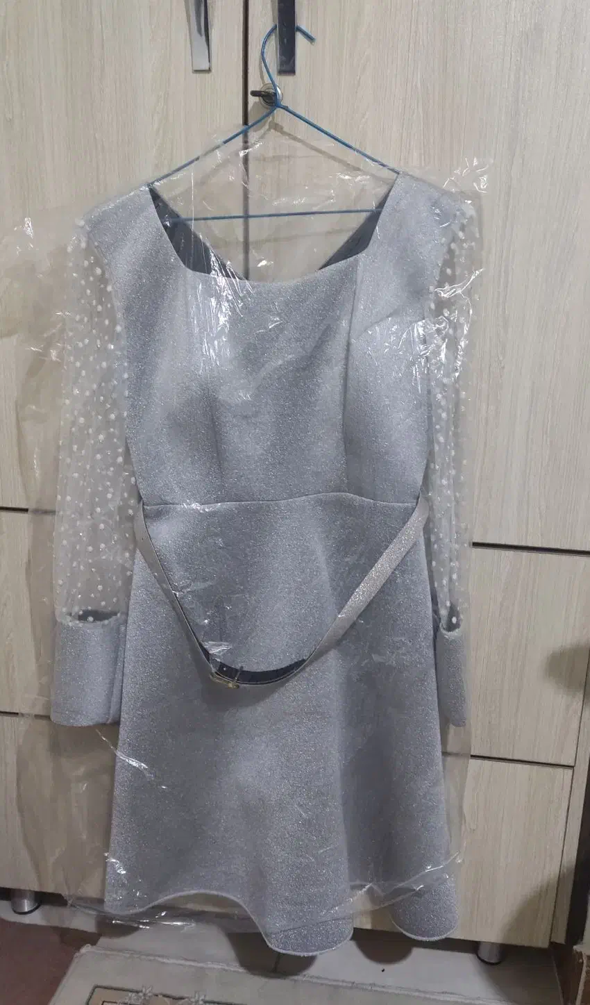 پیراهن و کفش مجلسی در حد نو|لباس|پردیس, فاز ۳|دیوار