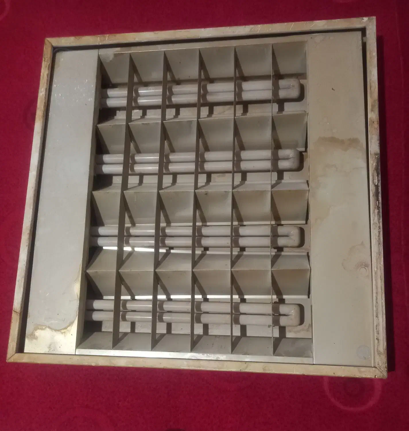 مهتابی ۶۰در۶۰|لامپ و چراغ|بروجرد, |دیوار