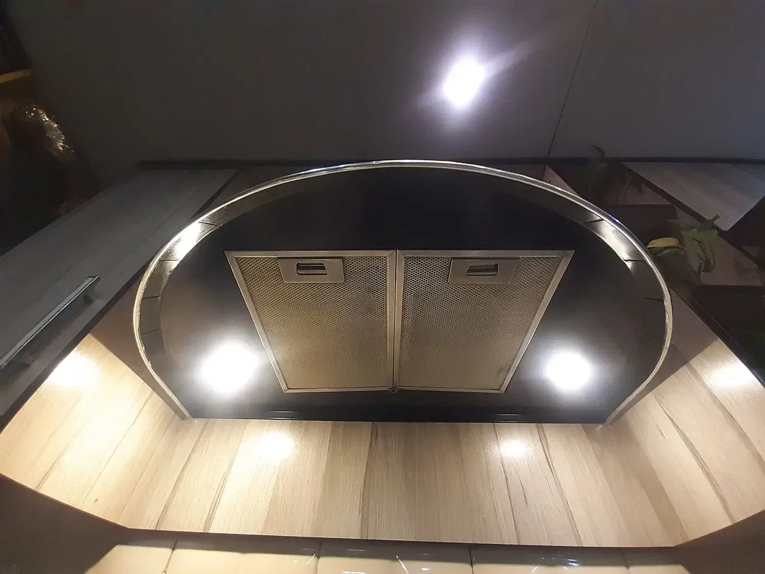 هود شومینه ای|هود|اهواز, کوی باهنر|دیوار