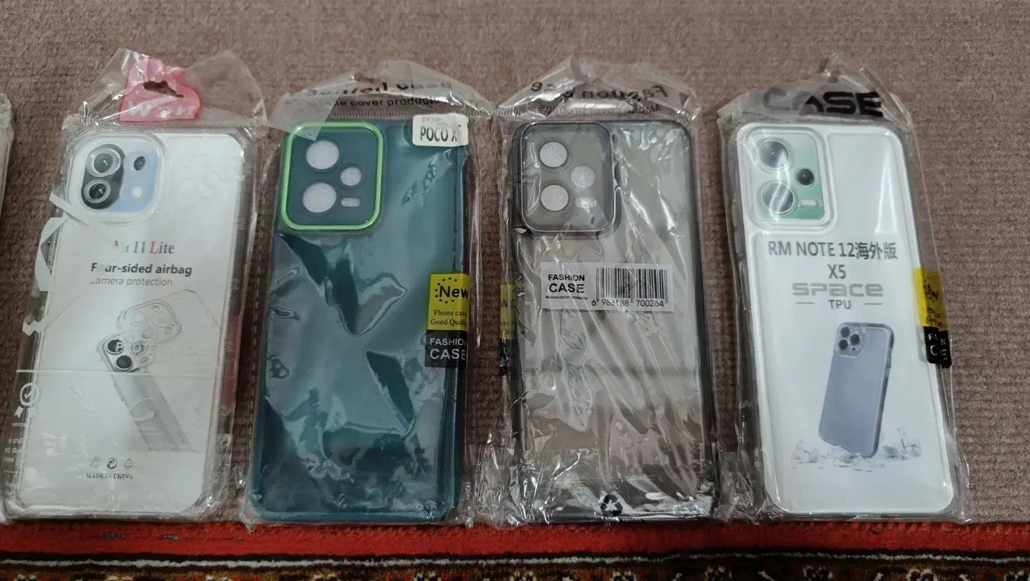 چند عدد قاب گوشی|لوازم جانبی موبایل و تبلت|کرج, حسین آباد (اکبر آباد)|دیوار