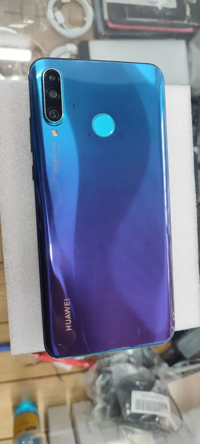 هوایی p30 lite|موبایل|اصفهان, طاحونه|دیوار