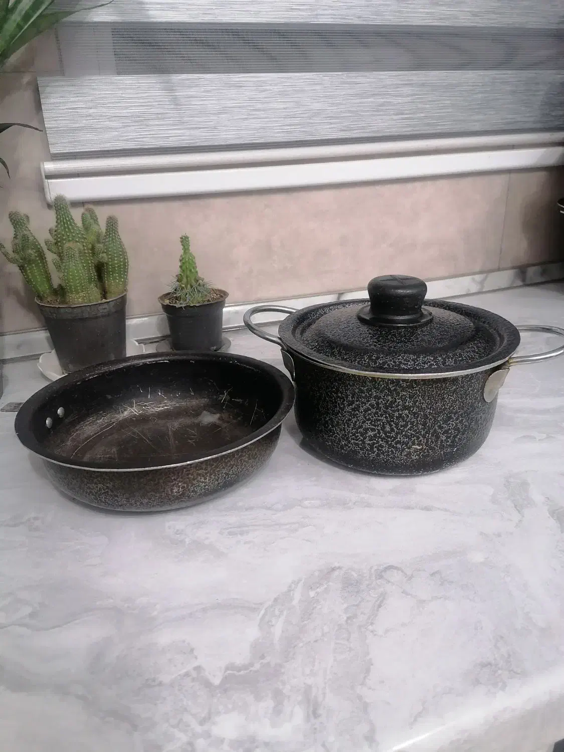 ماهی تابه وقابلمه|ظروف پخت‌وپز|تهران, علم و صنعت|دیوار