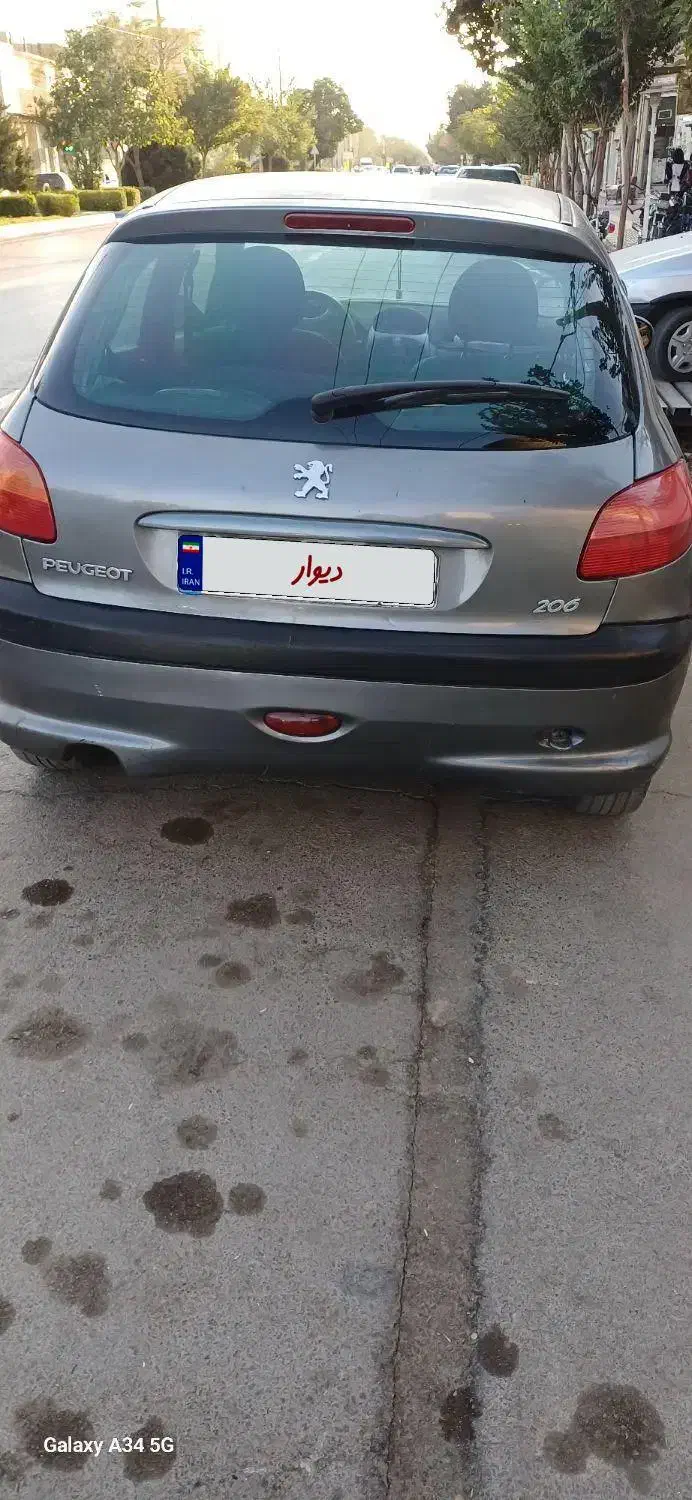 206 مدل 89 دور رنگ شاسی ها سالم|خودرو سواری و وانت|اصفهان, آفاران|دیوار