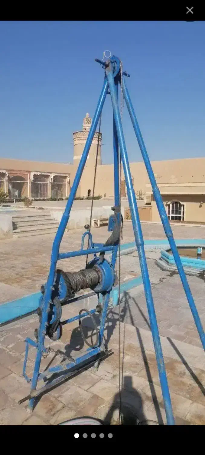 تخریب ساختمان وحفاری چاه اب وفاضلاب|خدمات پیشه و مهارت|گلپایگان, |دیوار