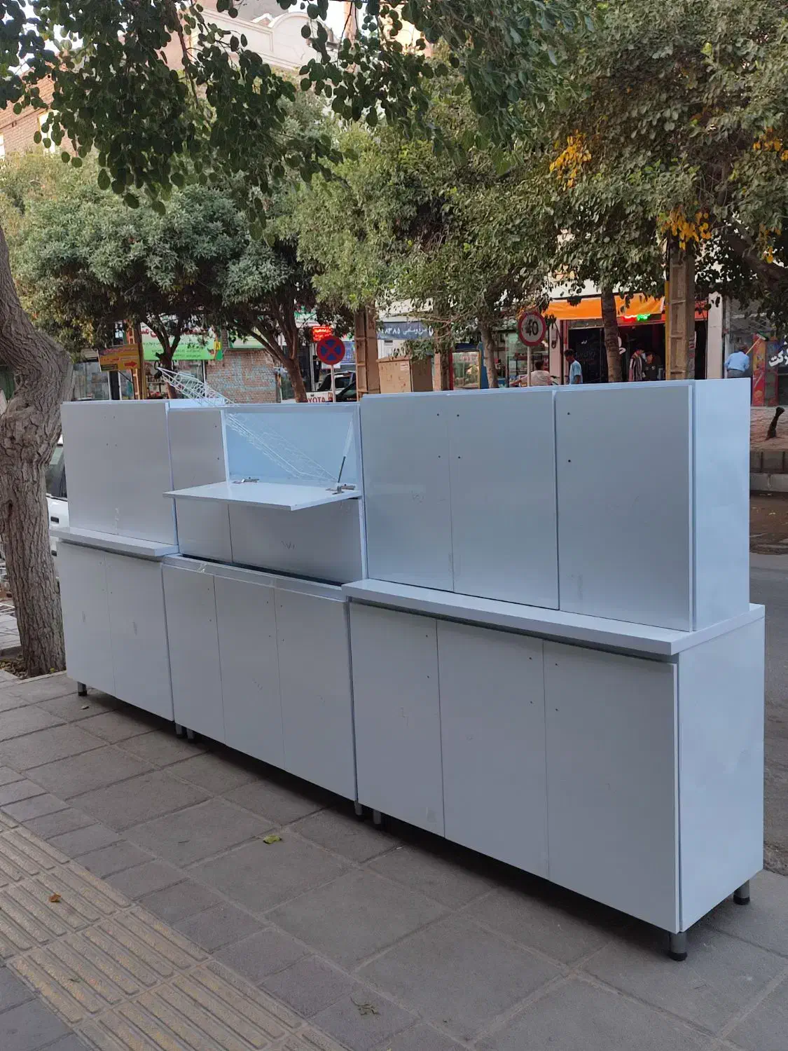 انواع کابینت و صندلی نو با قیمت مناسب و منصفانه|مبلمان خانگی و میز عسلی|اسفراین, |دیوار