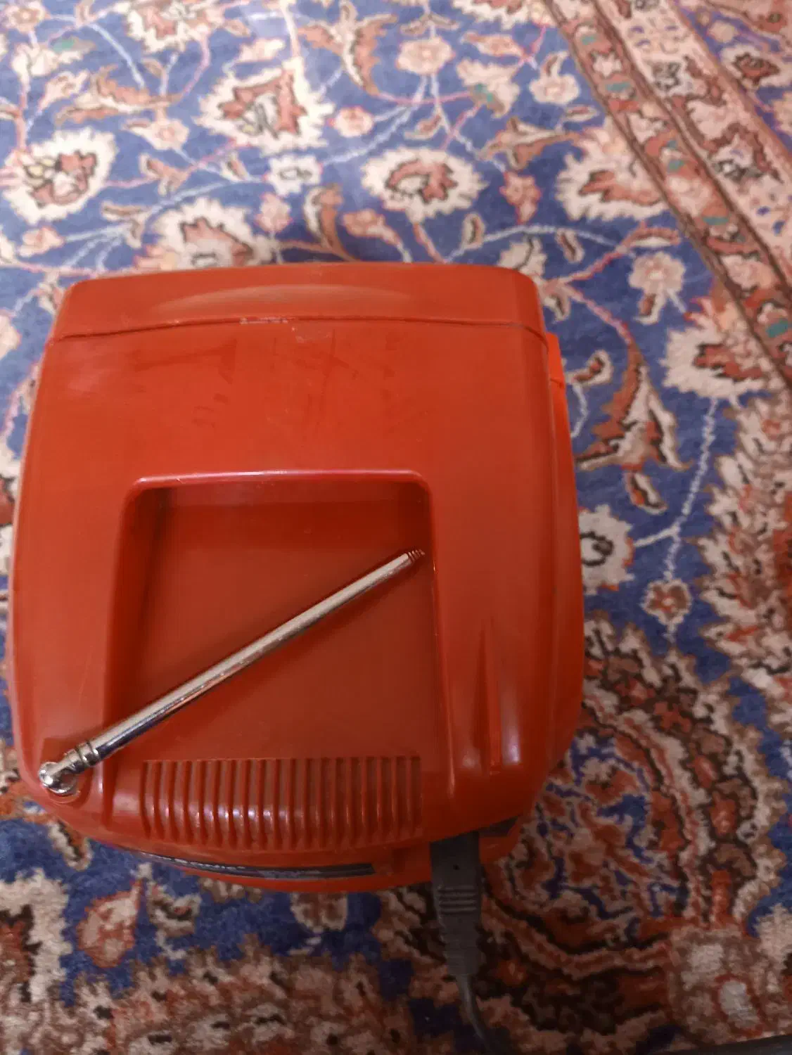 تلویزیون کوچک|تلویزیون و پروژکتور|تهران, تسلیحات|دیوار