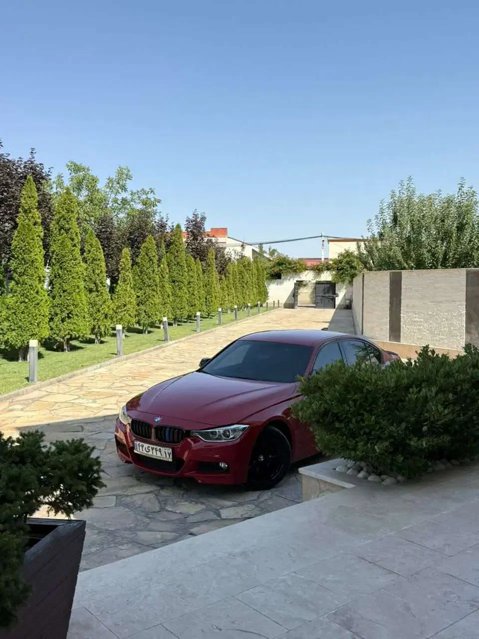 بی ام و ۳۲۰ بدون رنگ ۲۰۱۳|خودرو سواری و وانت|تهران, سعادت‌آباد|دیوار