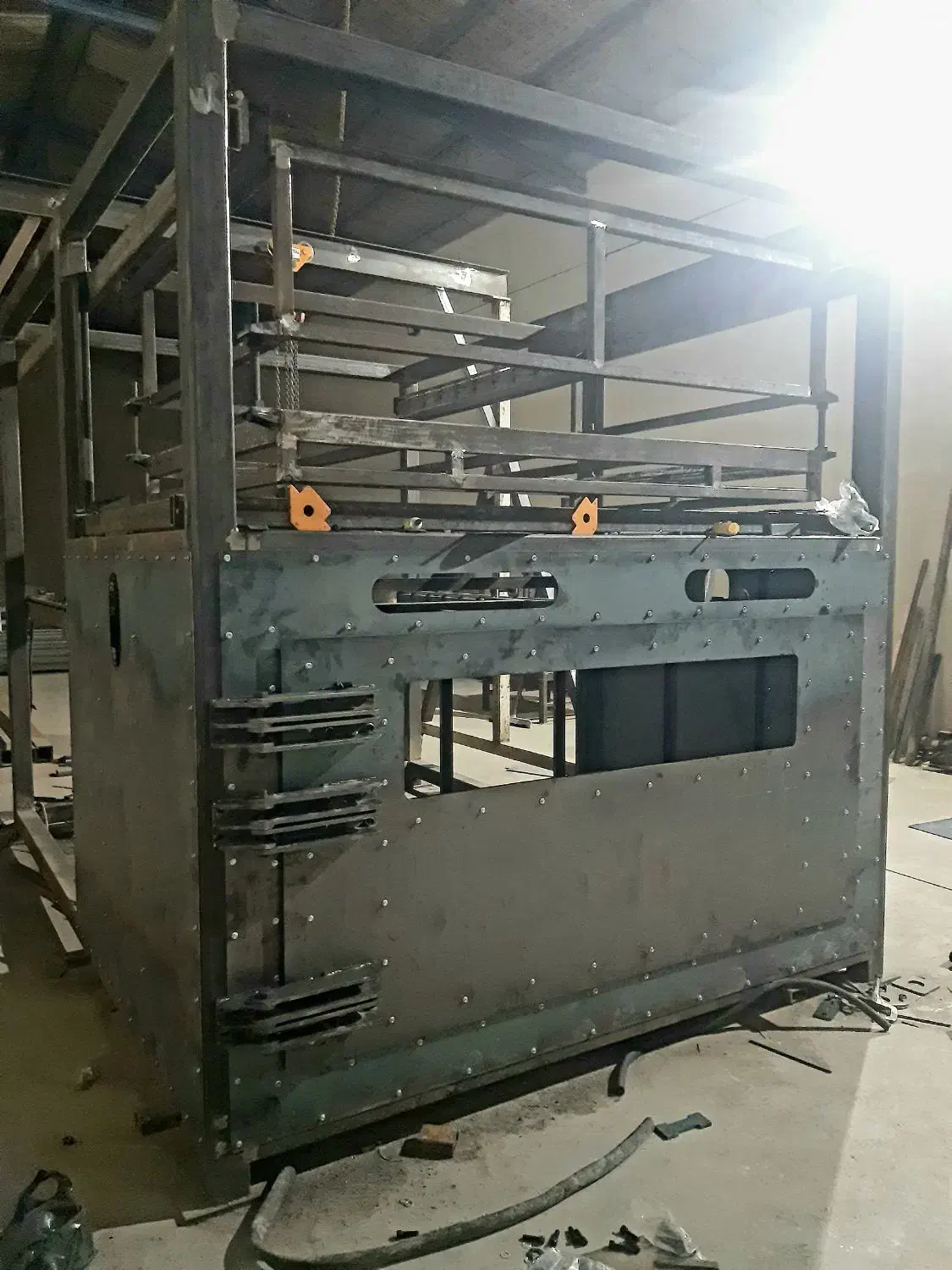 استخدام کارگر ساده|استخدام صنعتی، فنی، مهندسی|تبریز, |دیوار