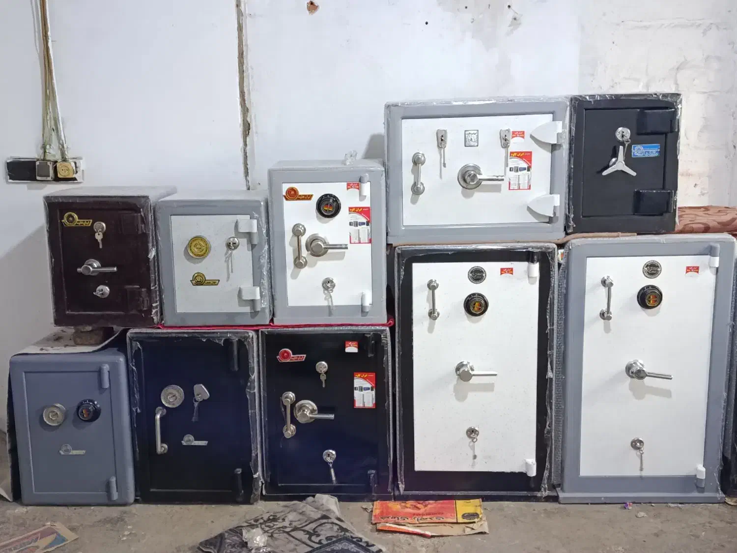 گاوصندوق نسوز|دفتر کار|قائم‌شهر, |دیوار