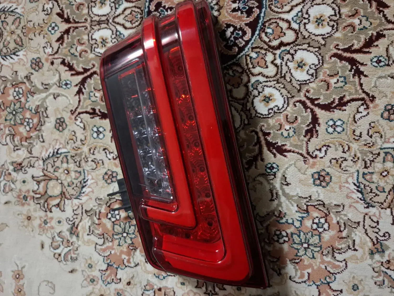 چراغ اسپرت نونو اصلا استفاده نشده خشگل|لامپ و چراغ|بروجرد, |دیوار