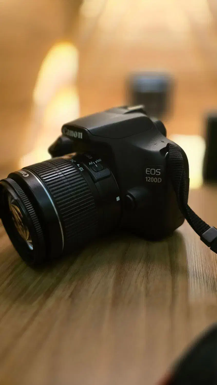 دوربین Canon1200D EOS در حد نو و کم شات|دوربین عکاسی و فیلمبرداری|تهران, جوادیه تهرانپارس|دیوار