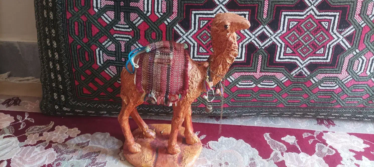 مجسمه شتر و قوری برقی|مجسمه، تندیس، ماکت|ملایر, |دیوار