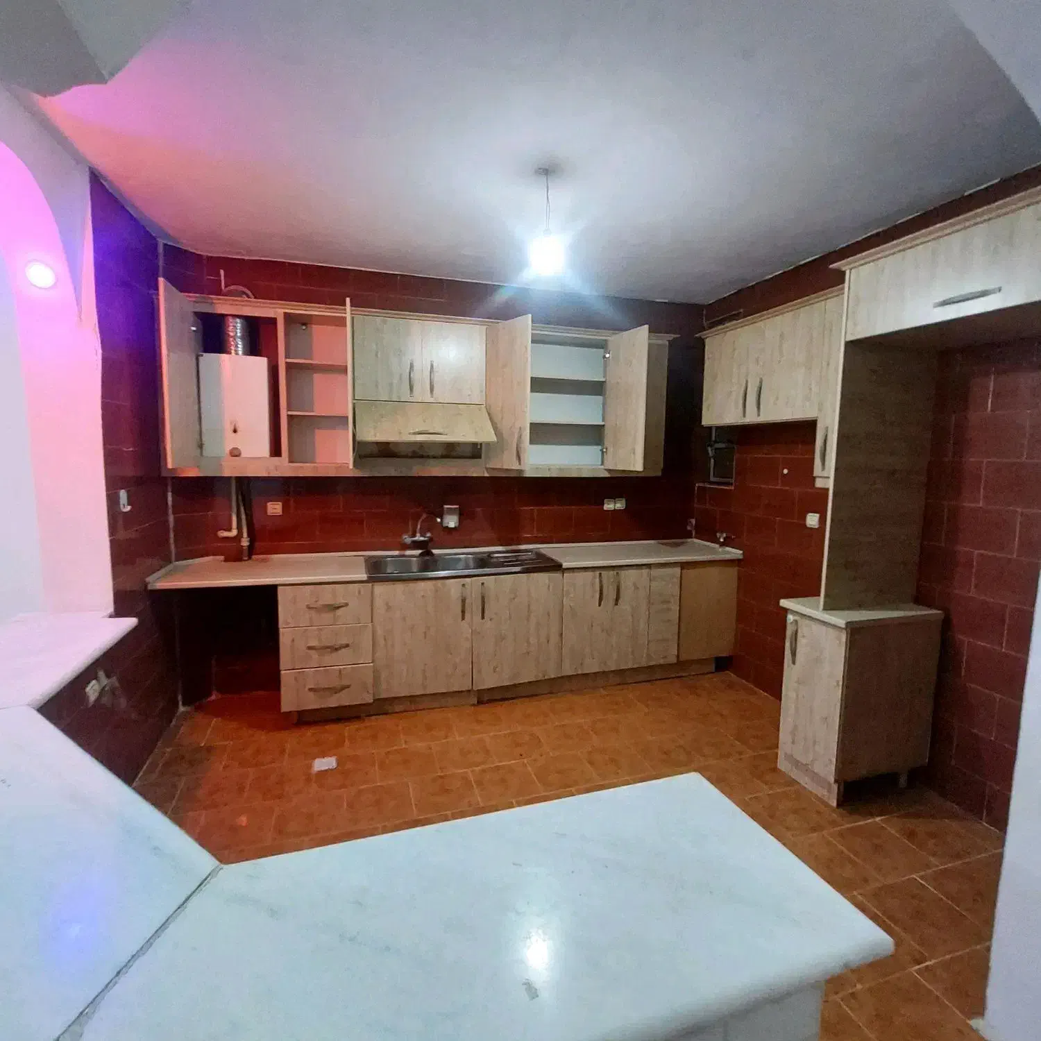 اجاره آپارتمان97متری/خ فرهنگیان|اجارهٔ آپارتمان|آستارا, |دیوار