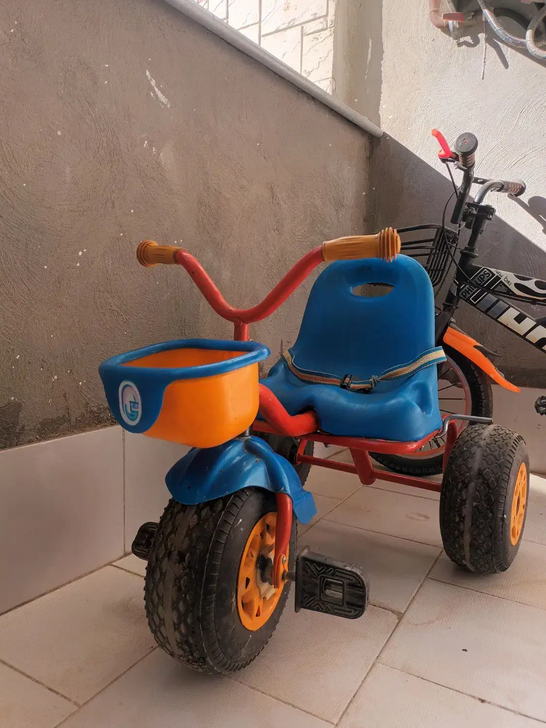 سه چرخه|دوچرخه، اسکیت، اسکوتر|گلبهار, شهر جدید گلبهار|دیوار