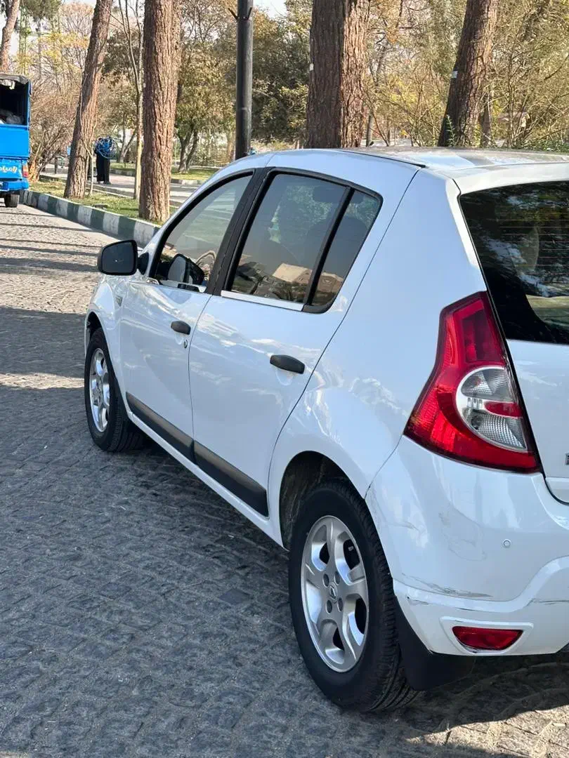 ساندرو ۹۵ صفر/فنی سالم، بیمه فول/فروش فوری|خودرو سواری و وانت|کهریزک, |دیوار