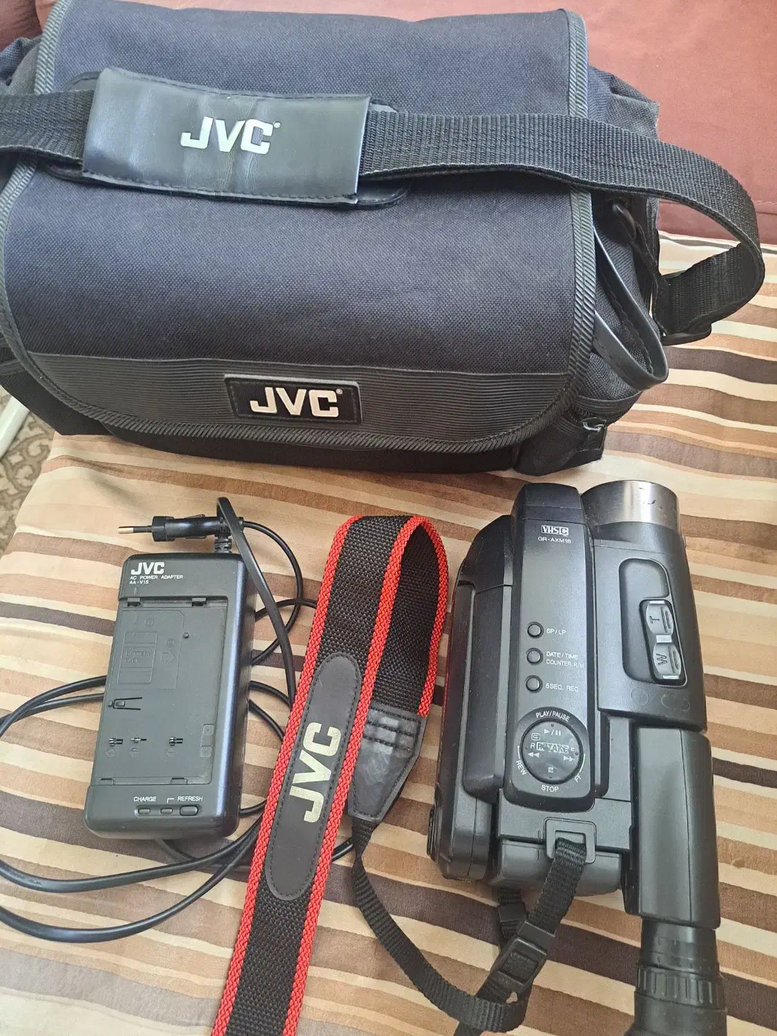 دوربین عکاسی و فیلمبرداری جی وی سی|دوربین عکاسی و فیلم‌برداری|کرمانشاه, |دیوار