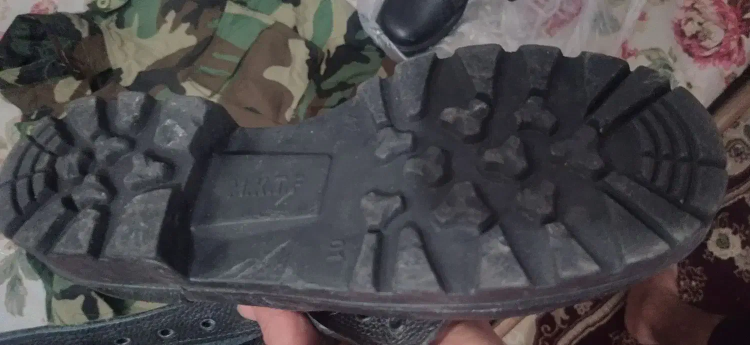 لباس نظامی و پوتین سربازی|لباس|شیراز, عادل آباد|دیوار