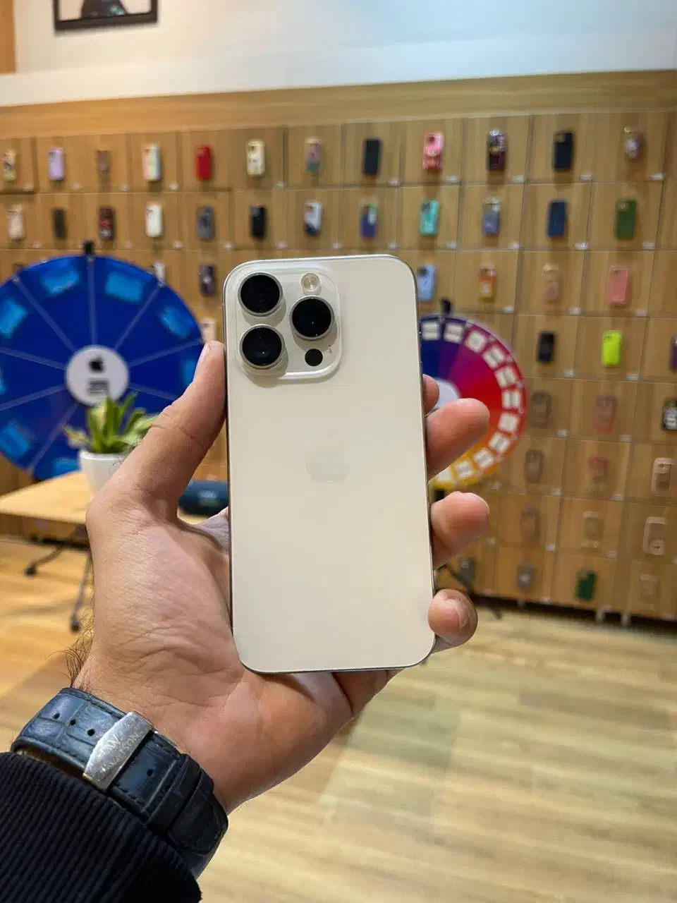 آیفون ۱۵پرو/بدون نقطه/iphone15pro|موبایل|تهران, جردن|دیوار