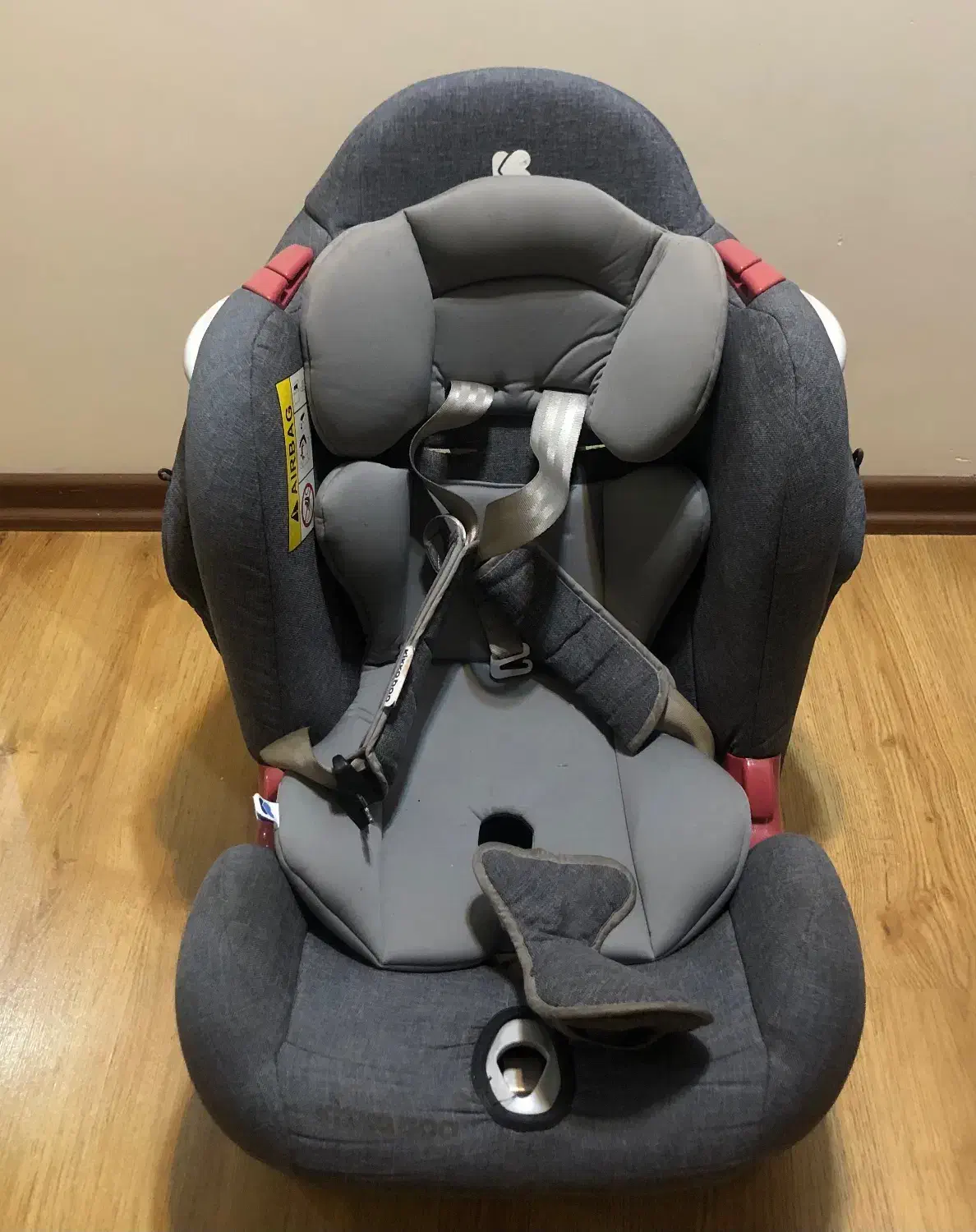 صندلی ماشین کیکابو اصل|تخت و صندلی بچه|رشت, معلم|دیوار