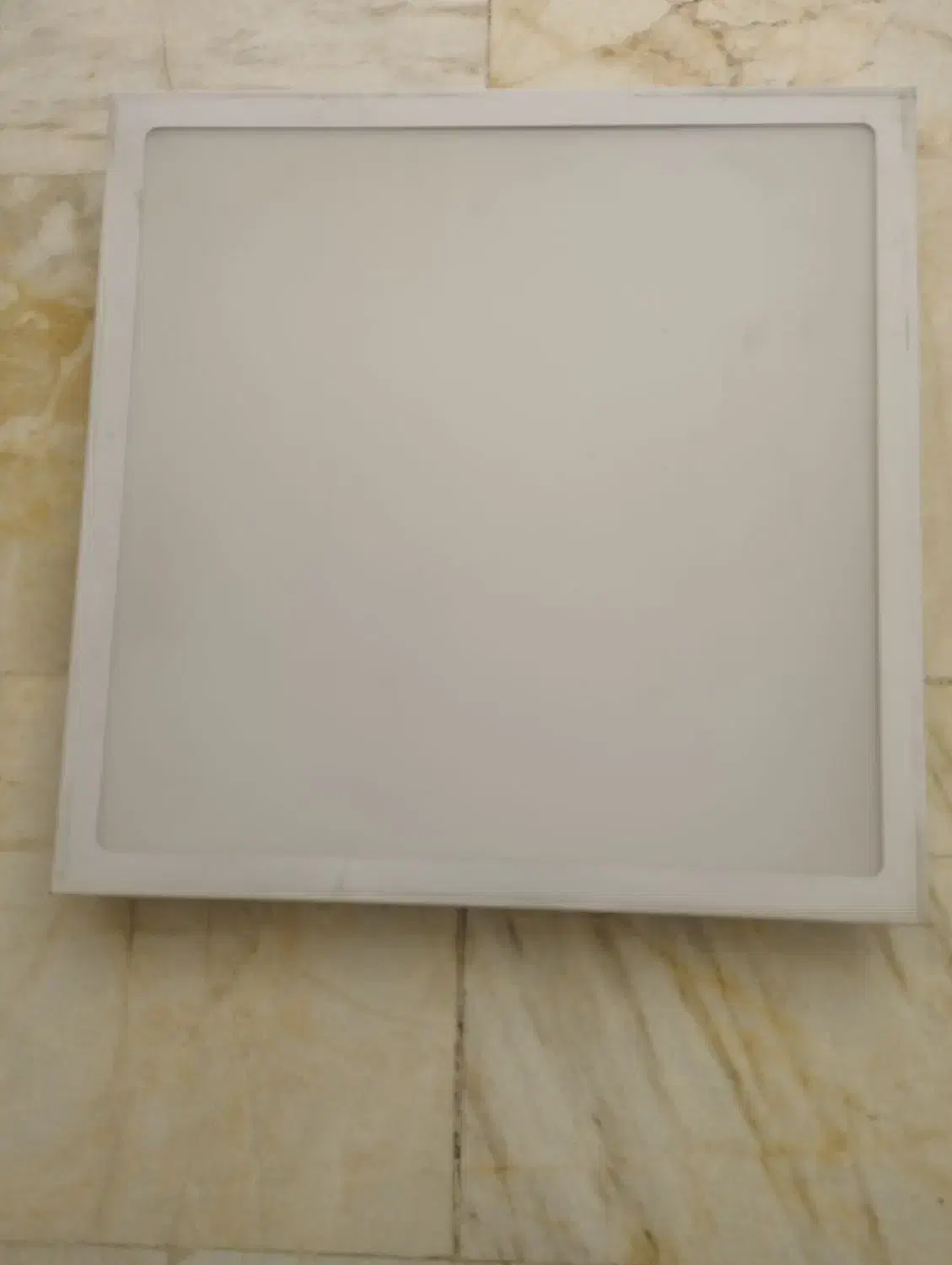 چراغ سقفی روکار سالم.  60X60|لامپ و چراغ|تهران, تهرانپارس جنوبی|دیوار