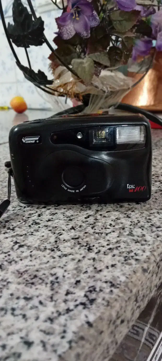 دوربین نوستالژی و کلکسیونی ویزن|دوربین عکاسی و فیلم‌برداری|بروجرد, |دیوار