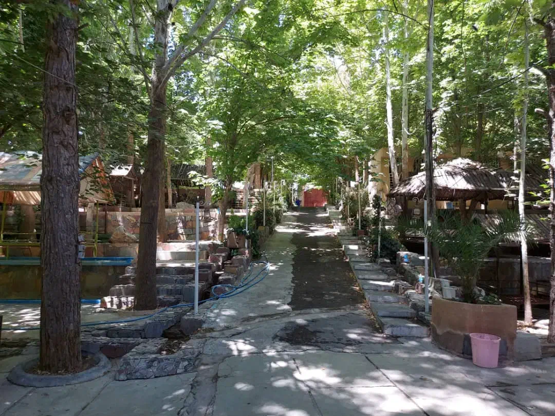 باشگاه بدنسازی باغ بهشت اجاره استخر سونا جکوزی|اجارهٔ مغازه و غرفه|شیراز, انجیره|دیوار