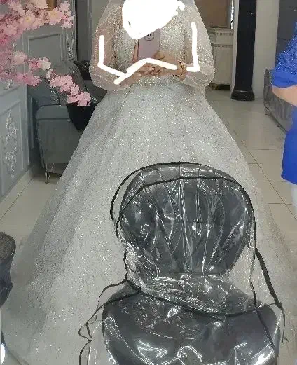 لباس عروس عربی پر کار|لباس|قم, چهل درخت|دیوار