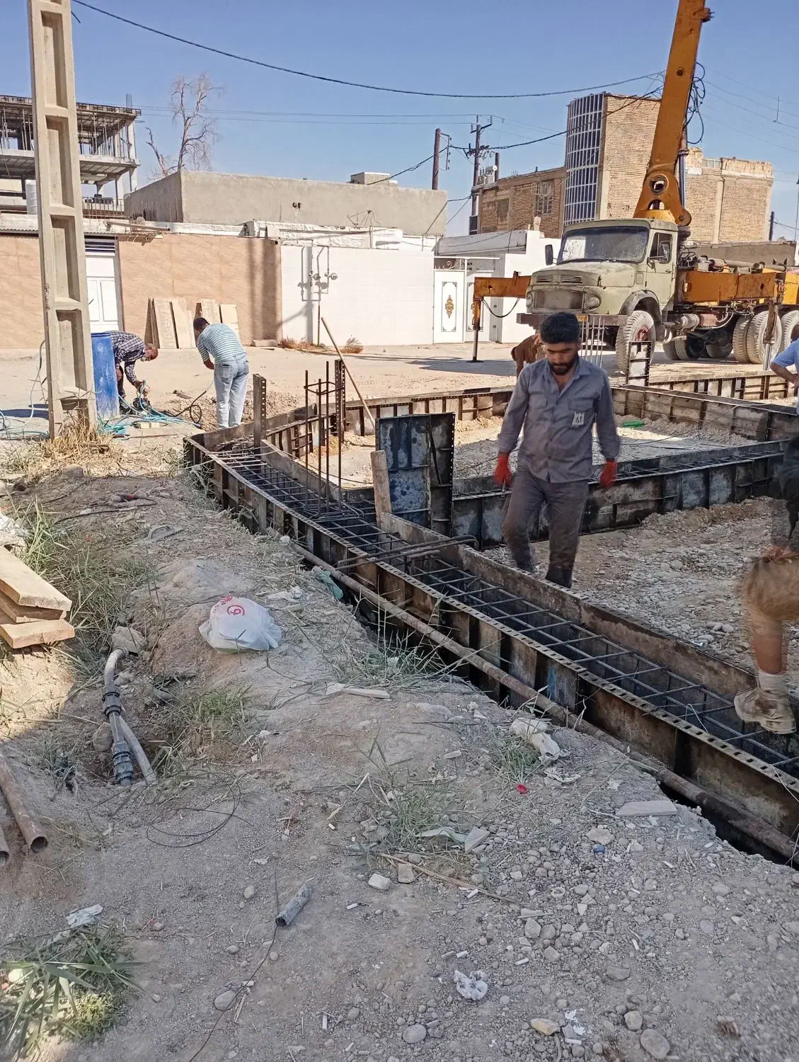 بازسازی ساختمان و انجام کلیه کارهای ساختمان|خدمات پیشه و مهارت|امیدیه, |دیوار