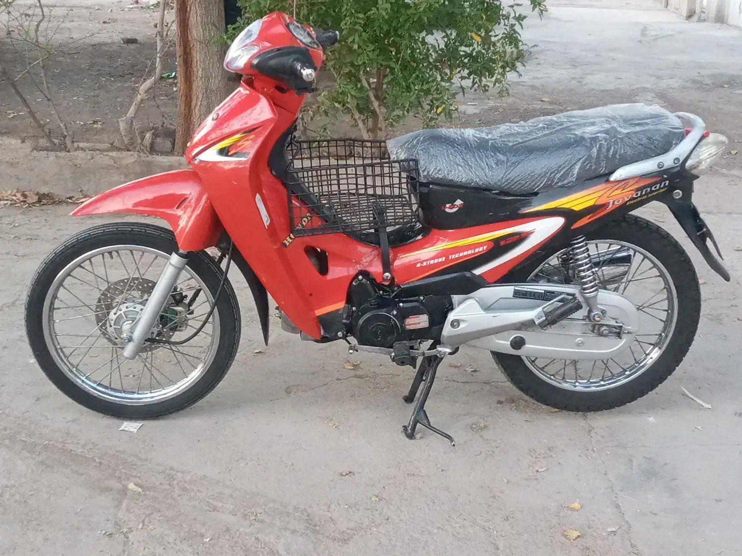 ویو ۱۲۵ پیشرو|موتورسیکلت|قم, نخودی|دیوار