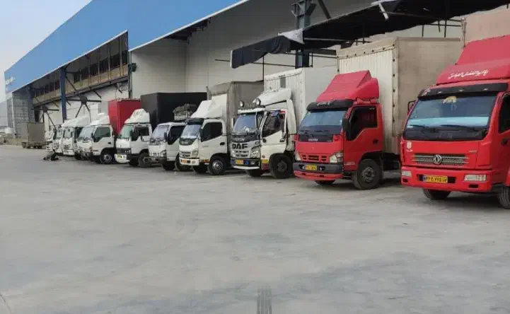 باربری اثاث منزل جابجایی با خاور مسقف حمل بار|خدمات حمل و نقل|تویسرکان, |دیوار