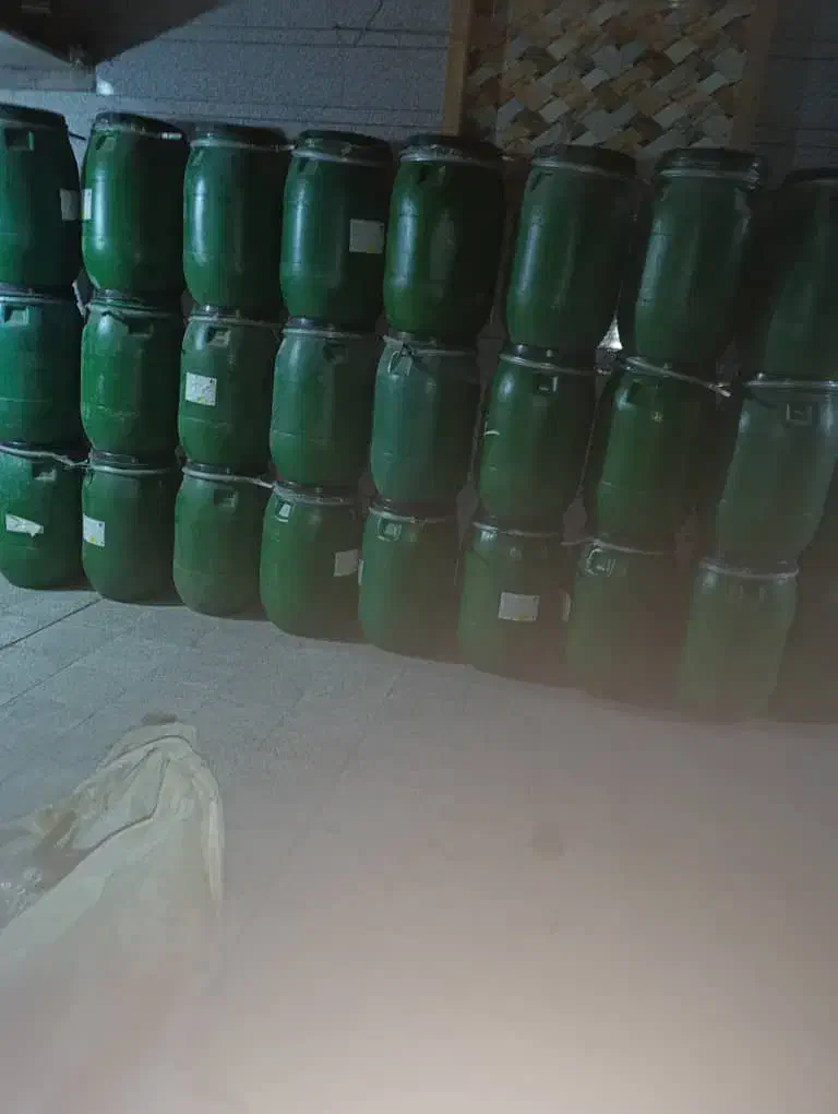 بشکه ۲۲۰لیتریمحکم درب دار|ظروف نگهدارنده، پلاستیکی، یکبارمصرف|کارون, |دیوار