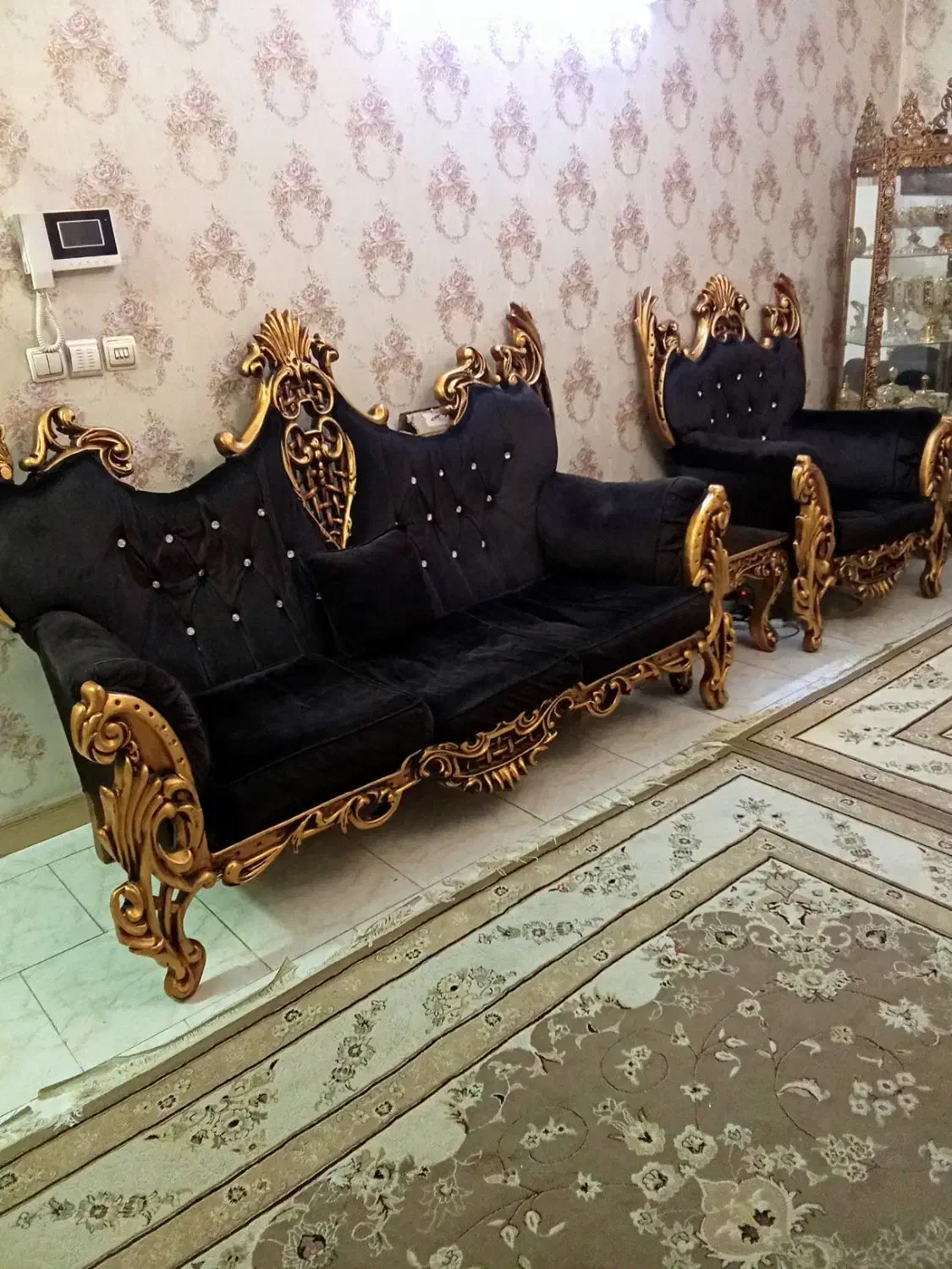 مبل۷نفره|مبلمان خانگی و میز عسلی|قرچک, شهرک طلائیه|دیوار