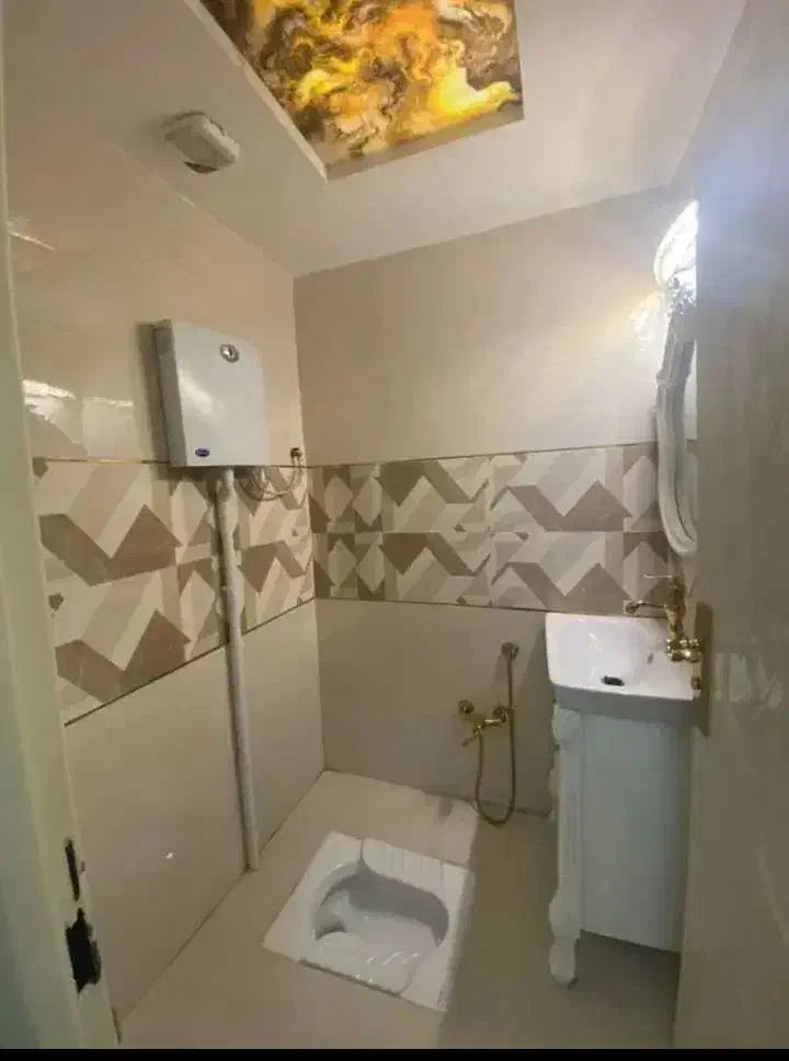 ۴۵ متری صادقیه