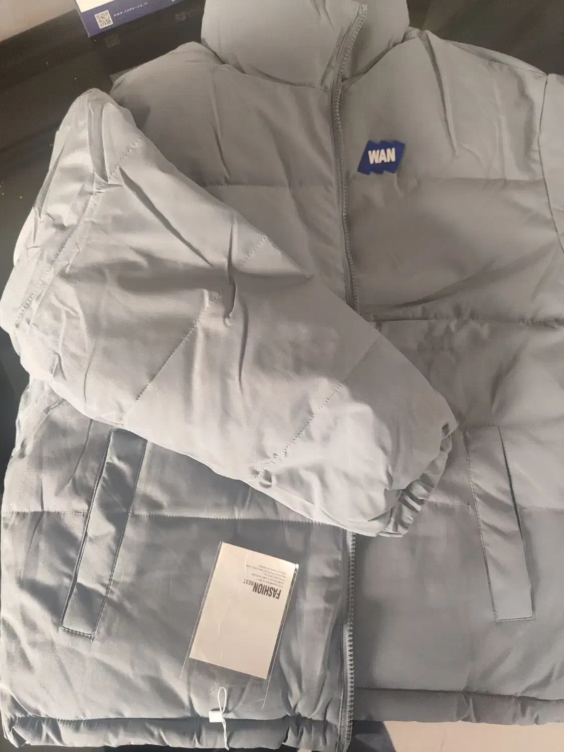 کاپشن|لباس|مشهد, فتح المبین|دیوار