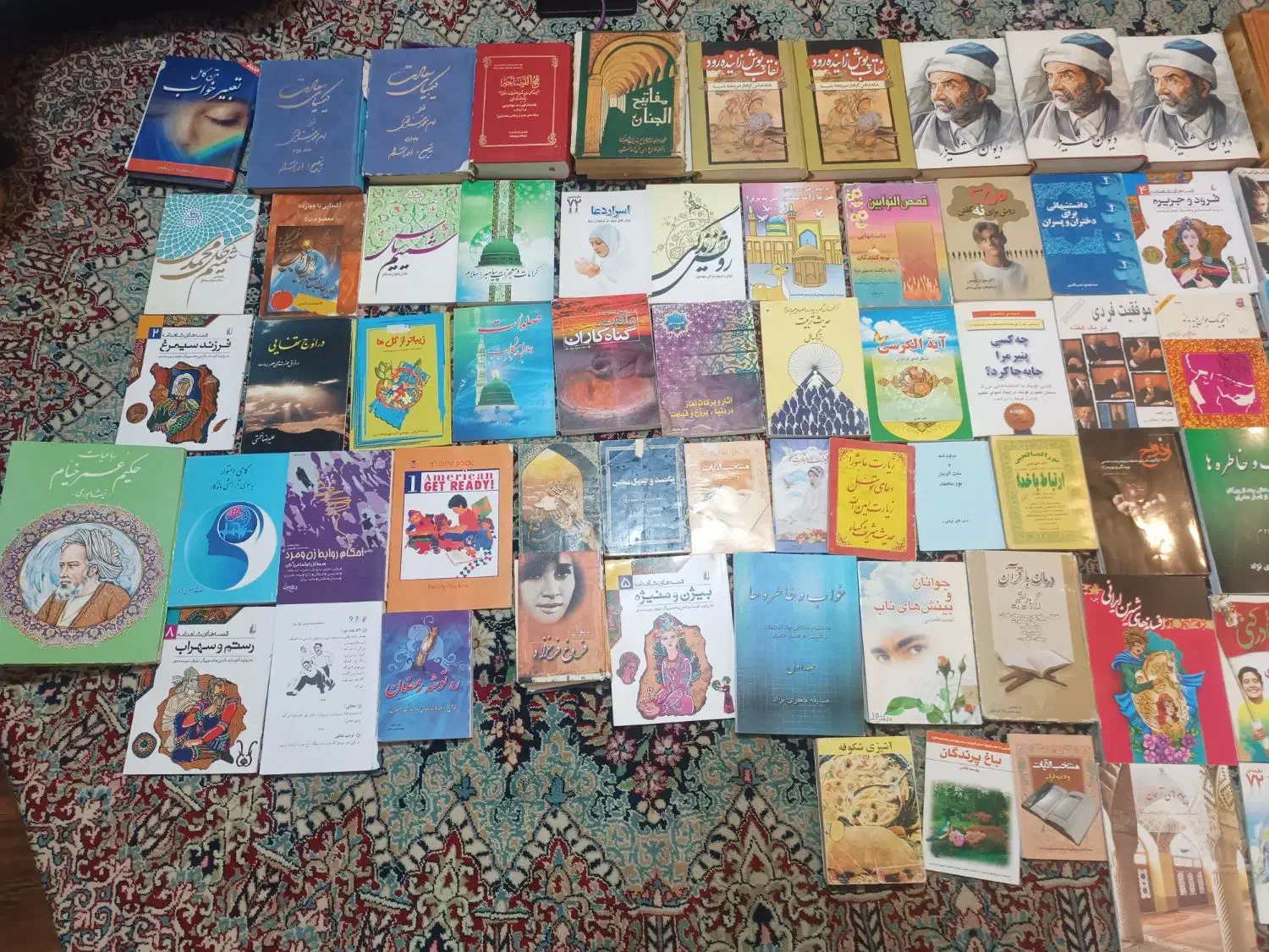 تعدادی کتاب همه نمونه یکجا میفروشم|کتاب و مجله ادبی|کرمان, |دیوار