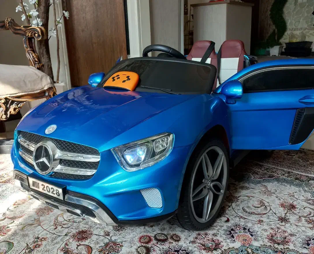 ماشین شارژی فول آپشن ۵موتوره درحد آکبند|اسباب‌بازی بچه|کرج, کرج نو|دیوار