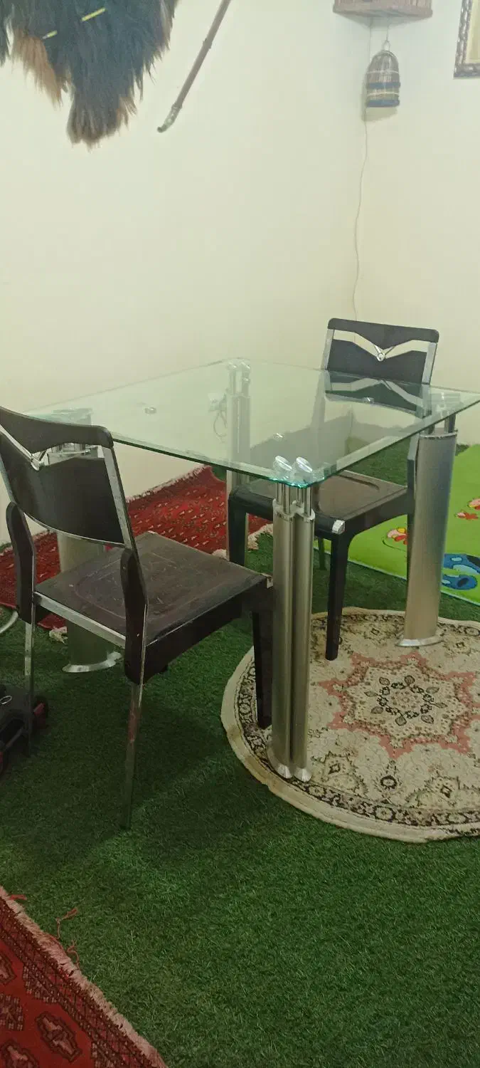 میز غذاخوری ۴ نفر|میز و صندلی غذاخوری|پرند, فاز ۶|دیوار